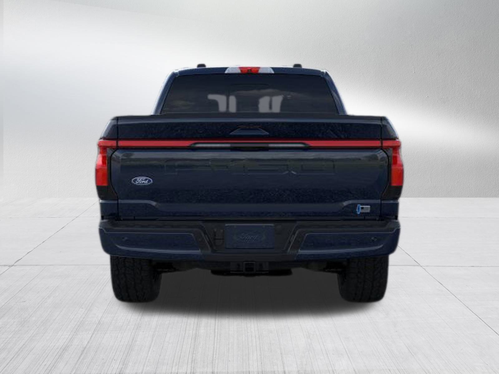 2025 Ford F-150 Lightning Lariat photo 7