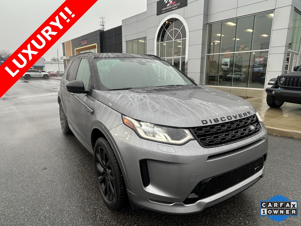 2023 Land Rover Discovery Sport SE's photo