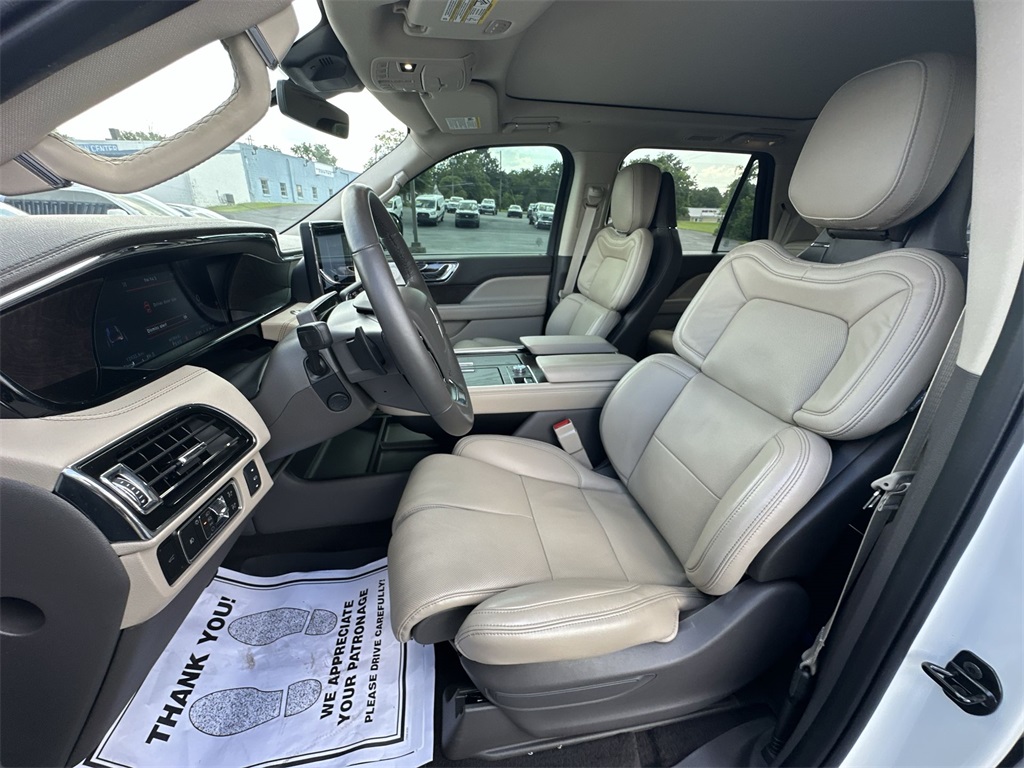 2024 Lincoln Navigator L Reserve photo 10