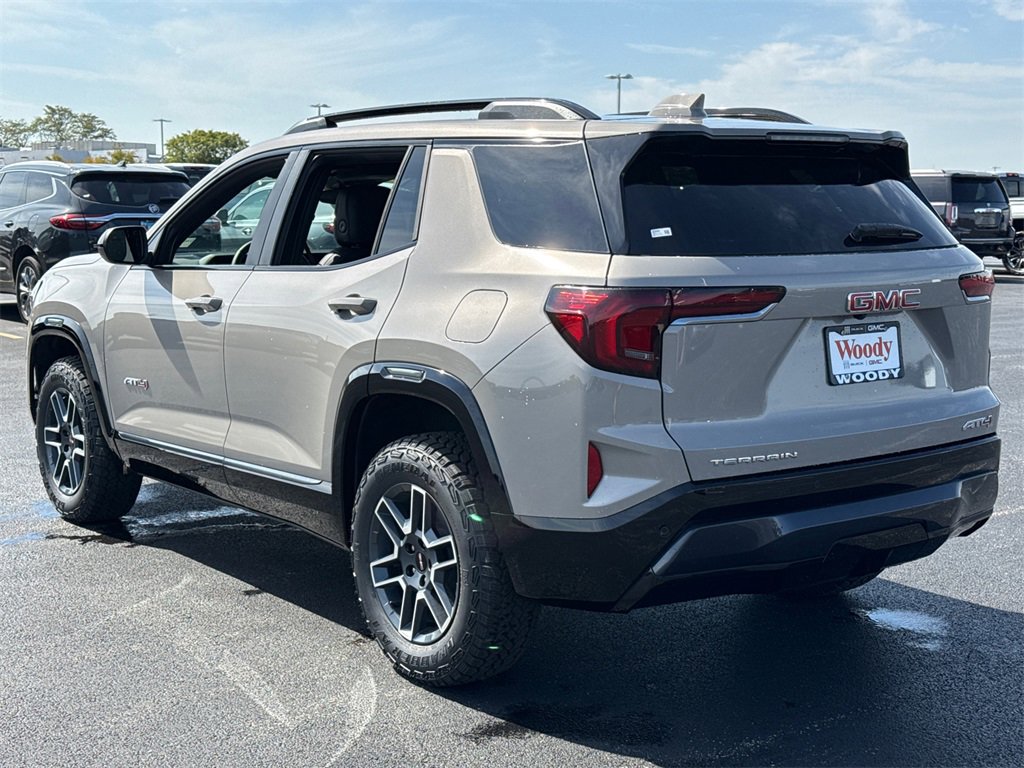 2026 GMC TERRAIN - Image 5