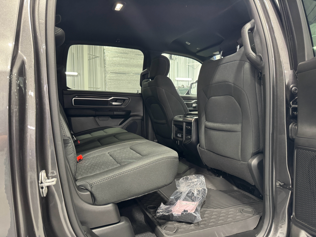2025 Ram 1500 Big Horn photo 10