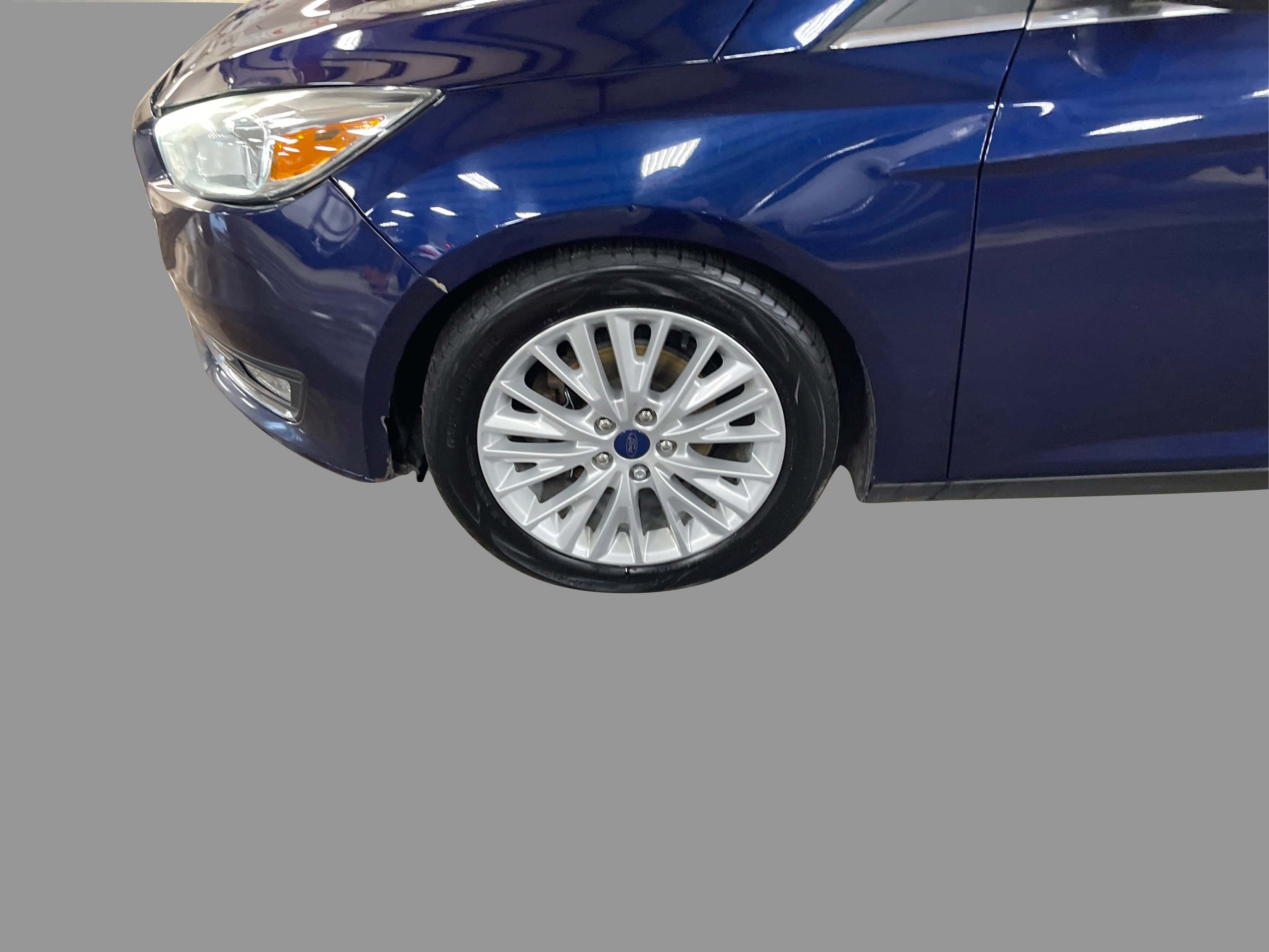 2016 Ford Focus Titanium photo 12