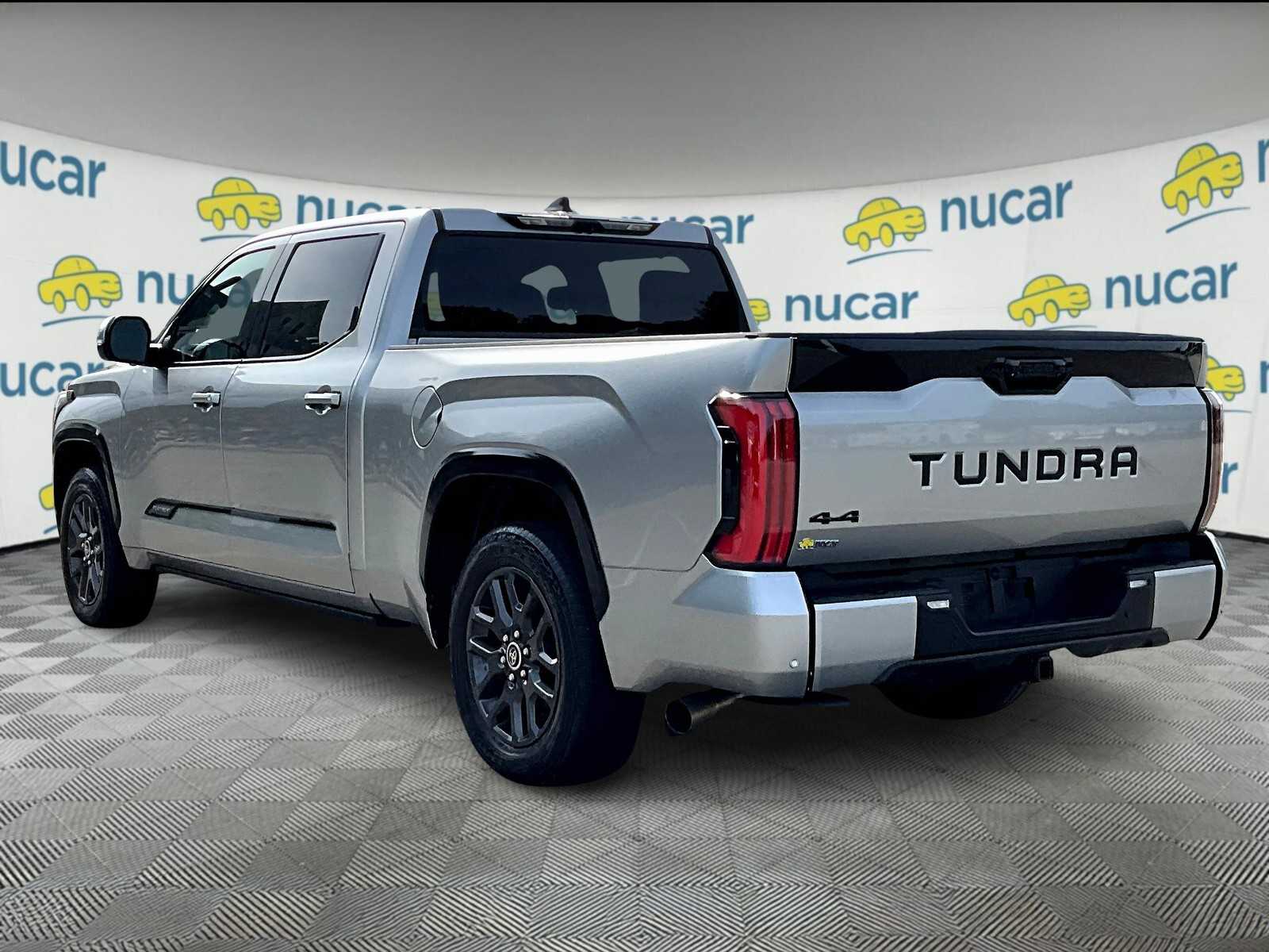 2022 Toyota Tundra Platinum photo 4