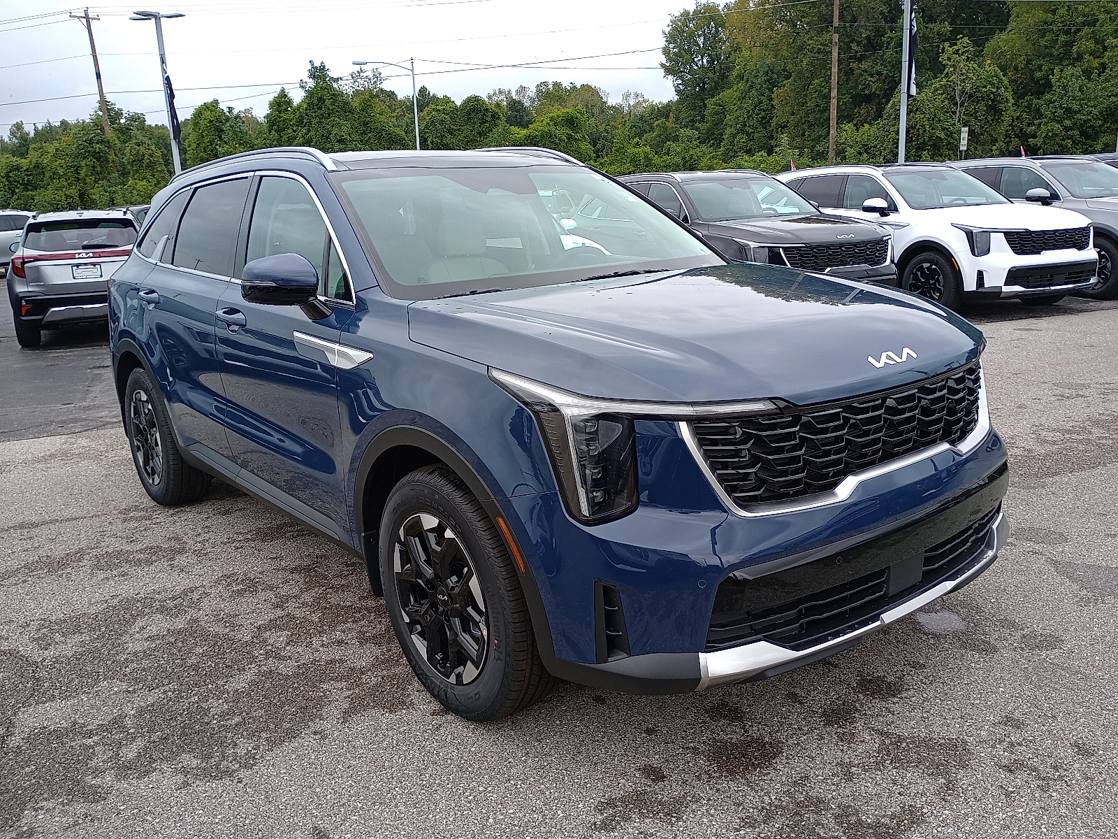 2026 Kia Sorento S's photo