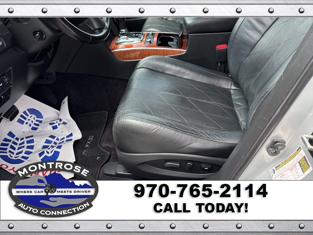 2011 Infiniti FX35 Base photo 19