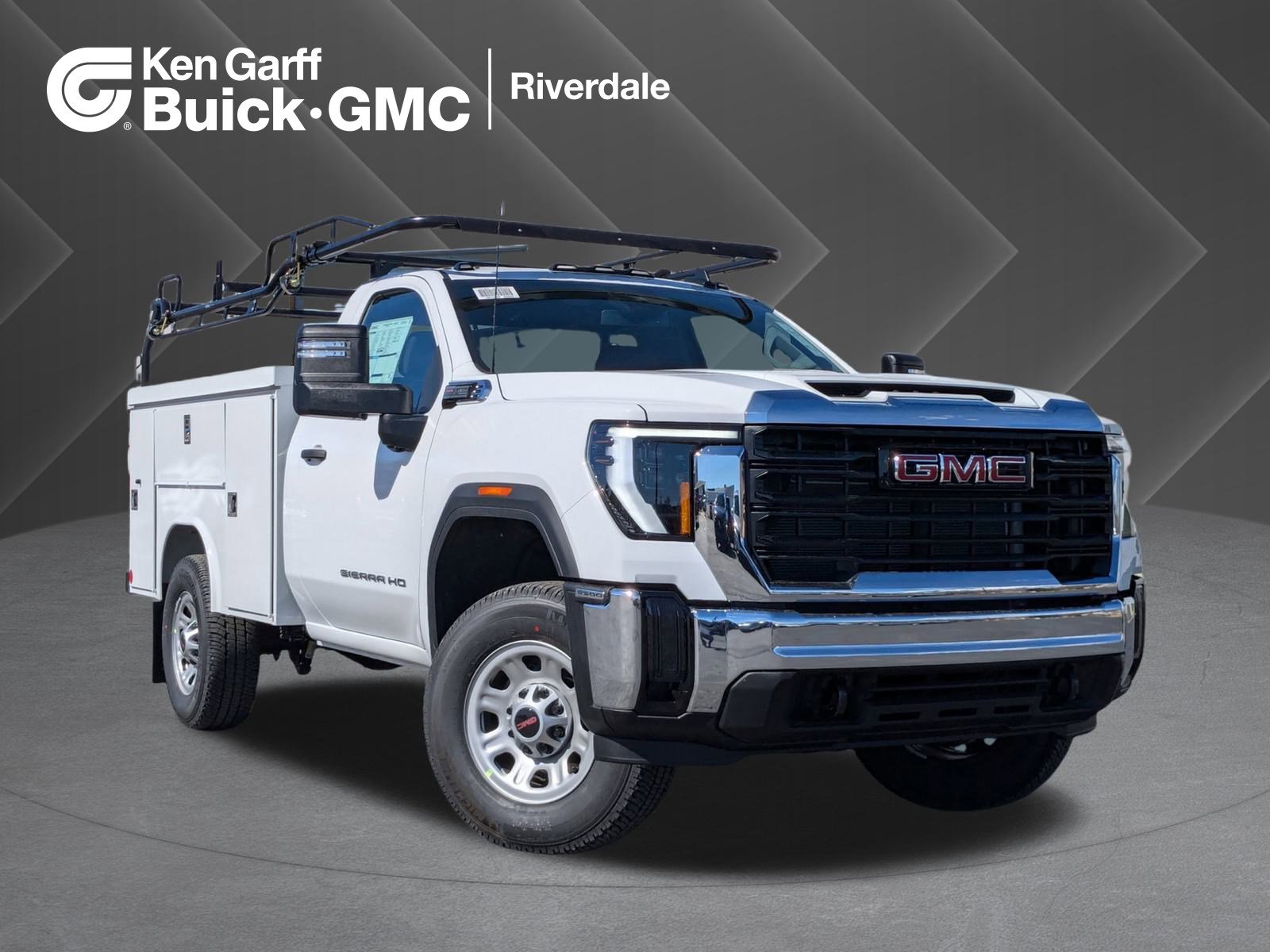 2025 GMC Sierra 3500HD Pro's photo