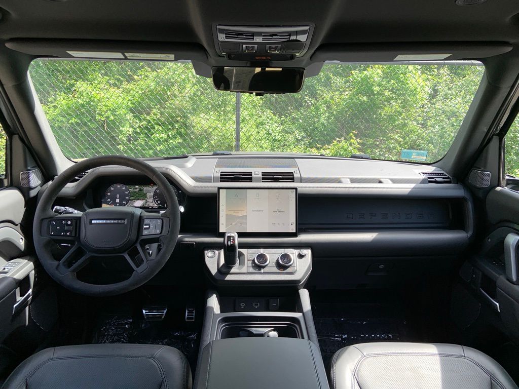 2024 Land Rover Defender 110 Carpathian Edition photo 19