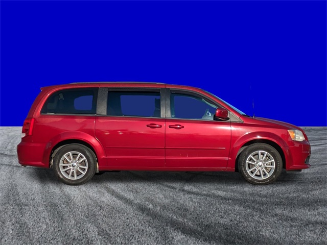 2014 Dodge Grand Caravan SXT photo 3
