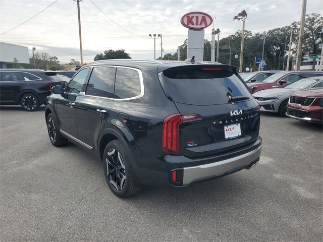 2025 Kia Telluride S photo 4