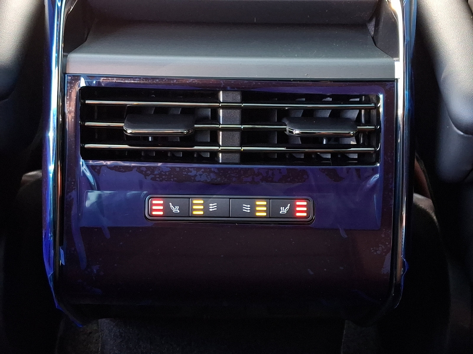 2025 Land Rover Range Rover Sport SE photo 10