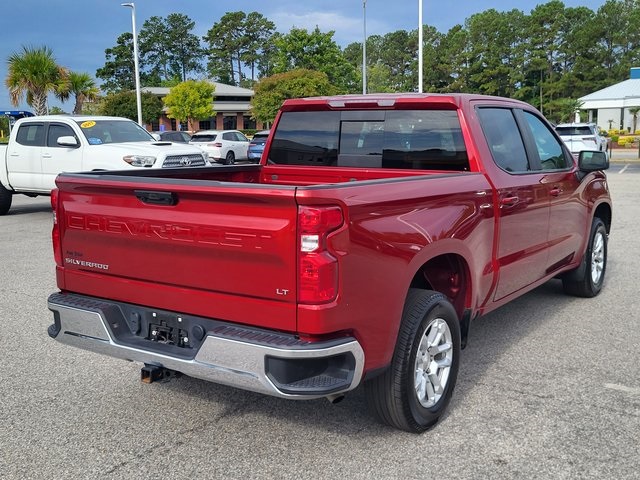2024 Chevrolet Silverado 1500 LT photo 2