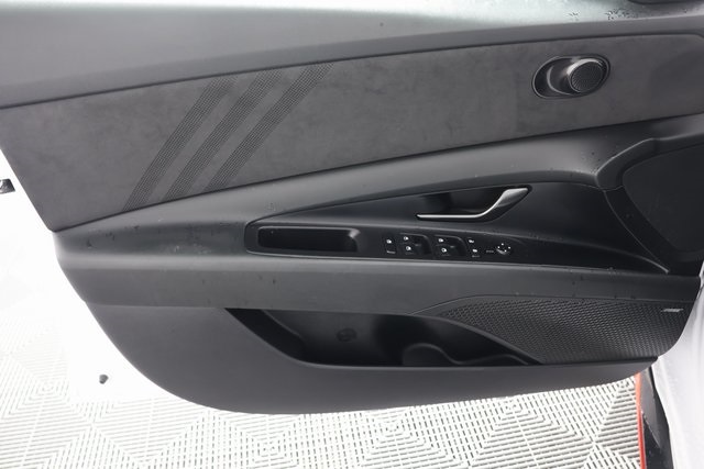 2023 Hyundai Elantra N Base photo 23