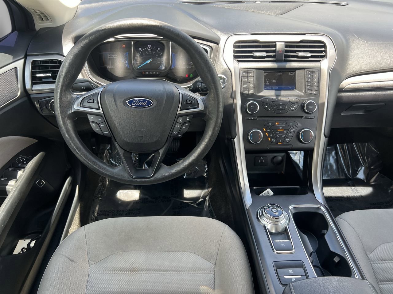 2017 Ford Fusion S Hybrid photo 12
