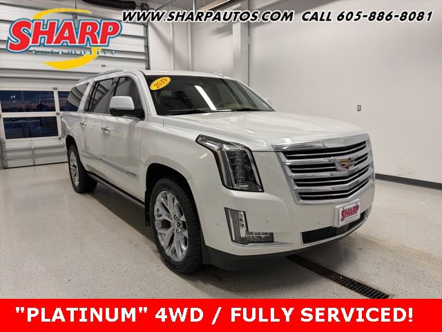 2019 Cadillac Escalade ESV Platinum's photo