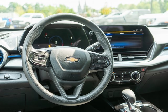 2024 Chevrolet Trax LT photo 10