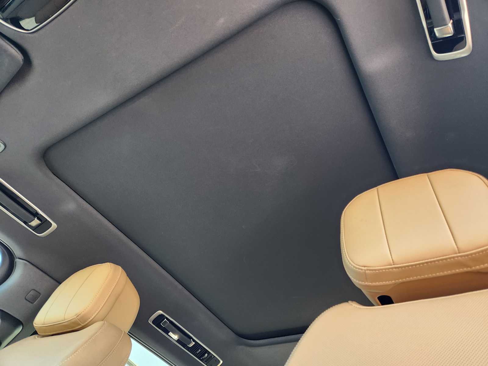 2024 Land Rover Range Rover SE photo 23