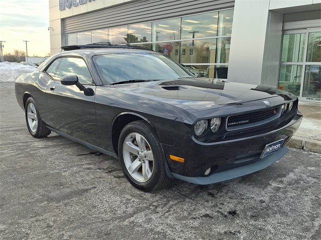 Used 2009 Dodge Challenger R/T with VIN 2B3LJ54TX9H633532 for sale in Turnersville, NJ