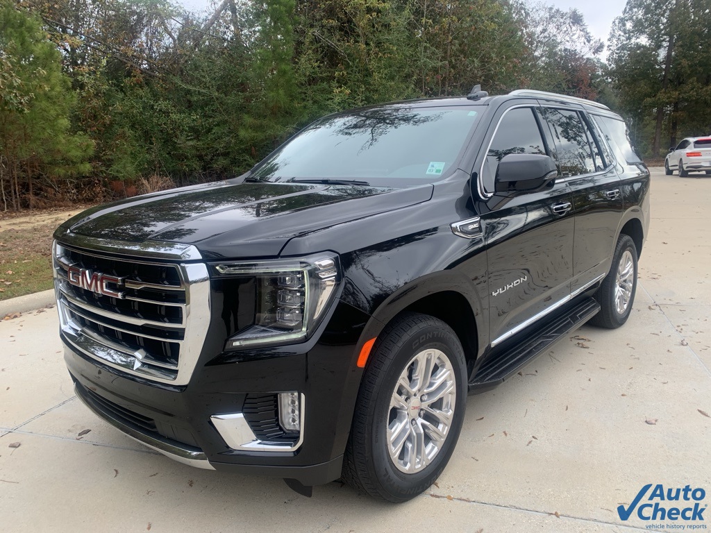 2023 GMC Yukon SLT's photo