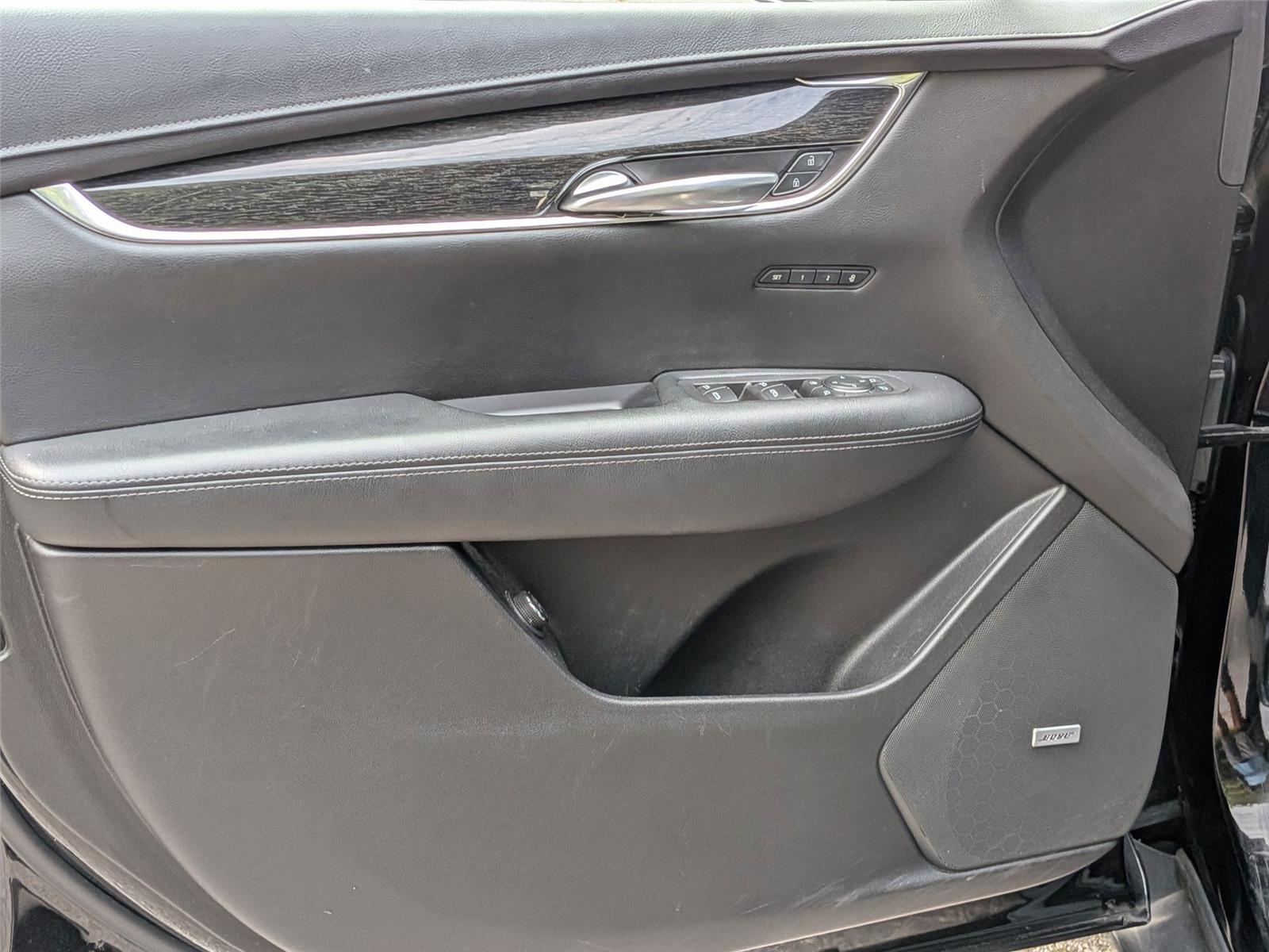2020 Cadillac XT5 Premium Luxury photo 12
