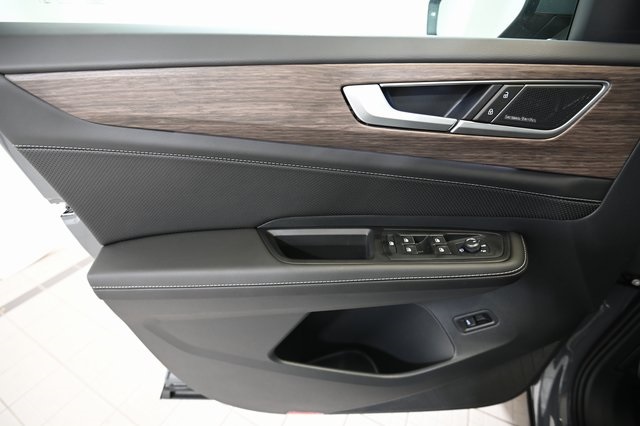 2025 Volkswagen Atlas SEL Premium R-Line photo 14