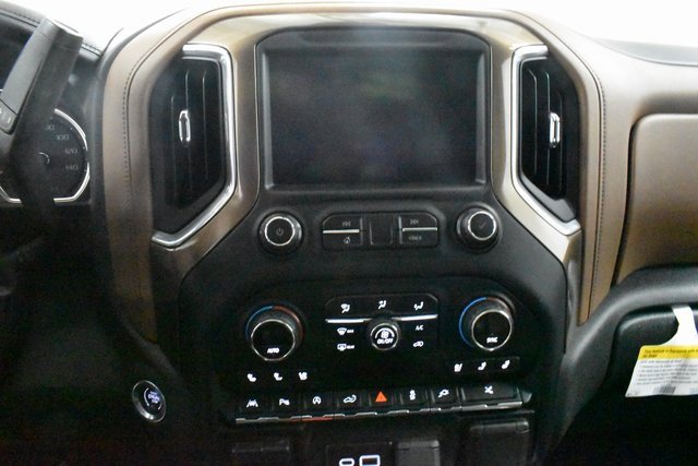 2020 Chevrolet Silverado 1500 High Country photo 19