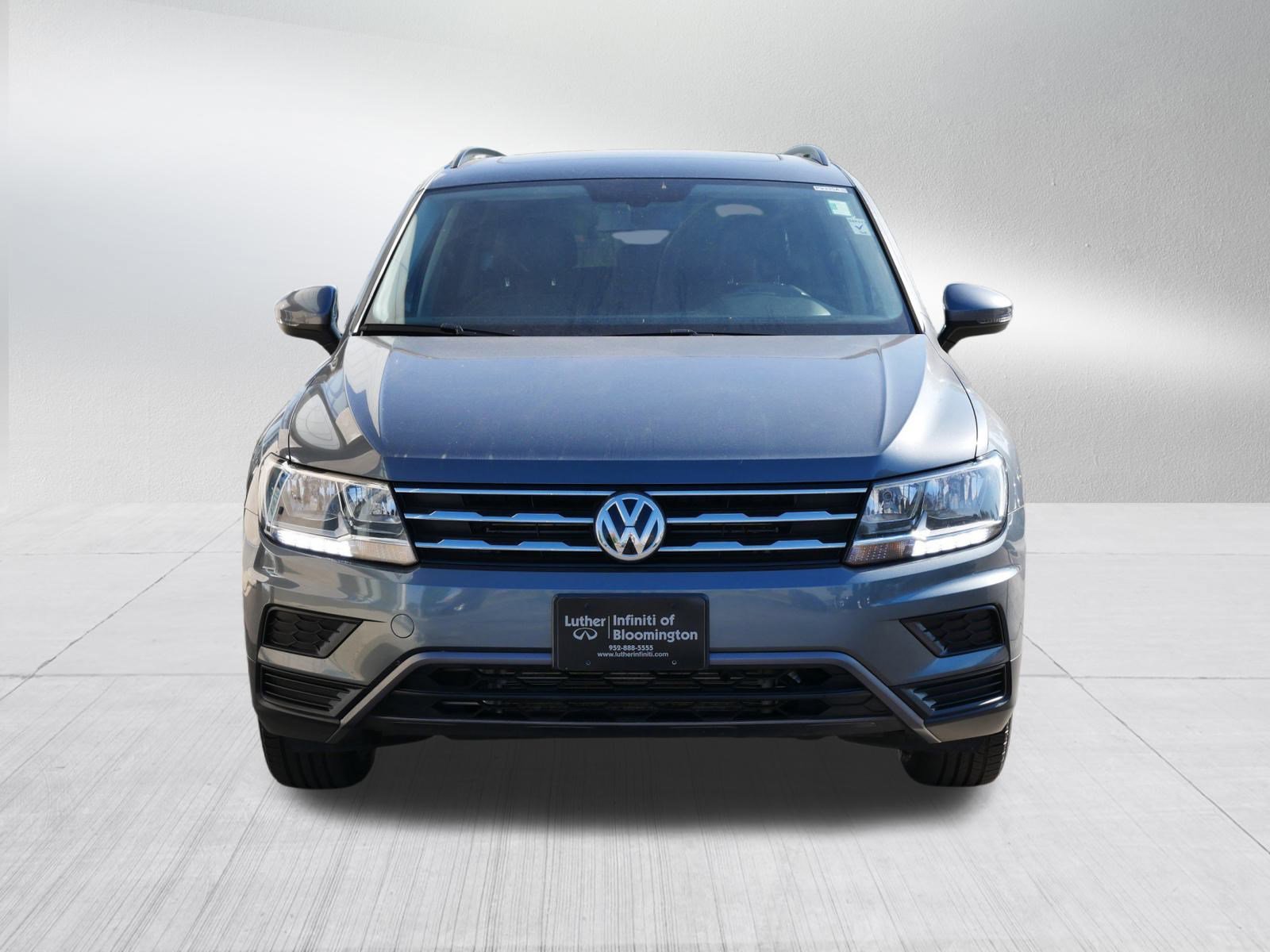 2021 Volkswagen Tiguan R-Line Black SEL photo 2