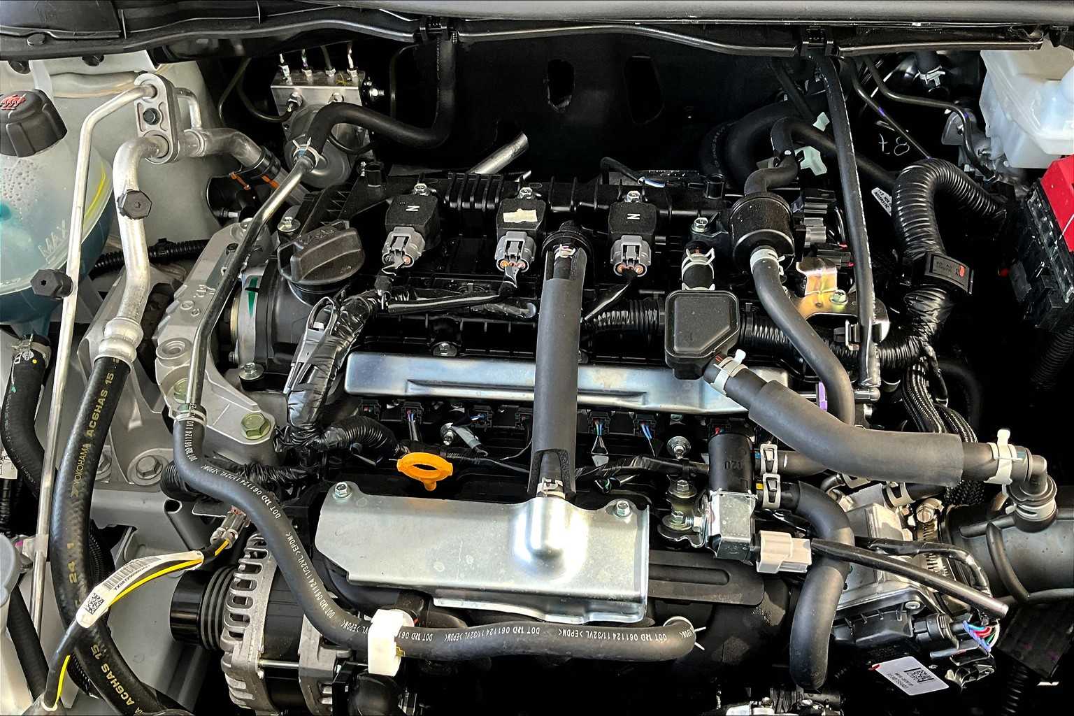 2025 Nissan Versa SV photo 16
