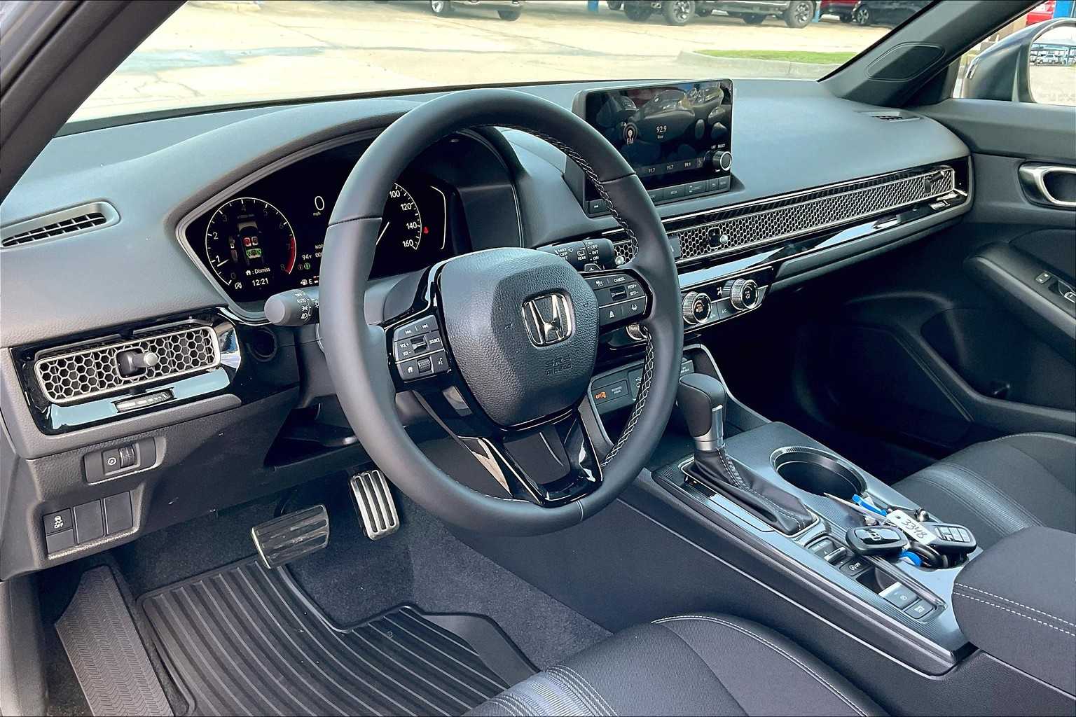 2026 Honda Civic Hatchback Sport photo 7