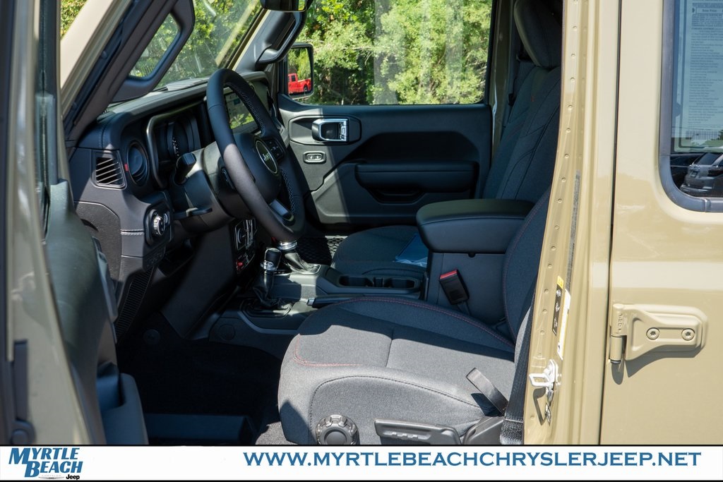 2025 Jeep Gladiator Rubicon photo 17
