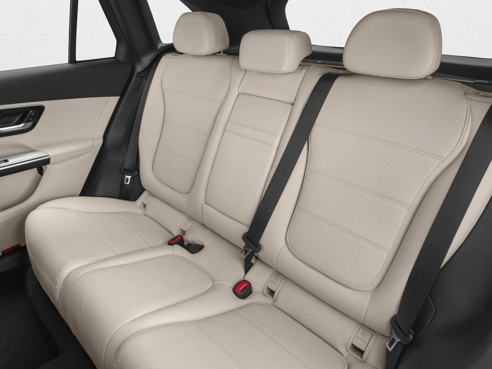 2026 Mercedes Benz GLC 300 4MATIC photo 4