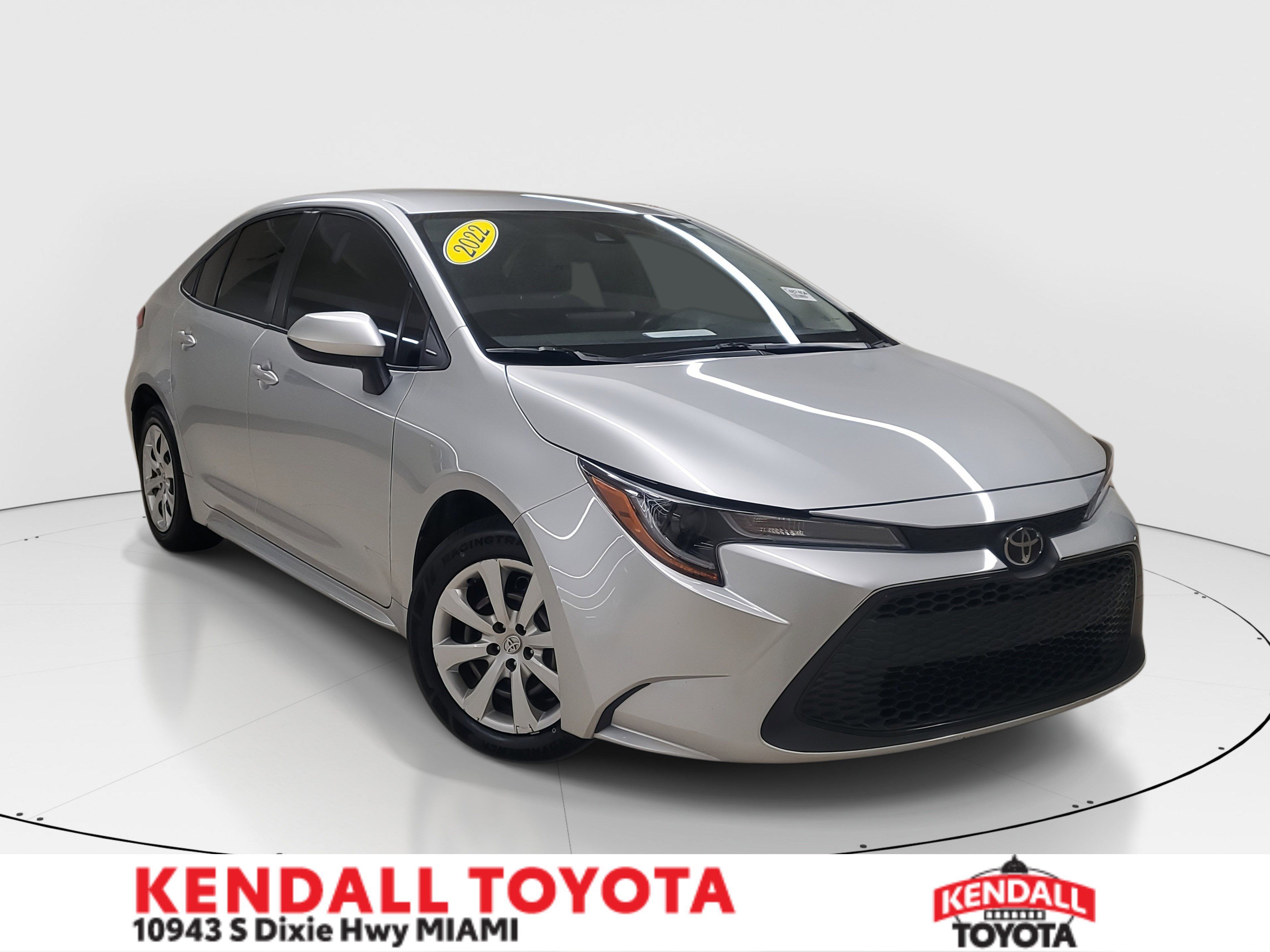2022 Toyota Corolla LE's photo