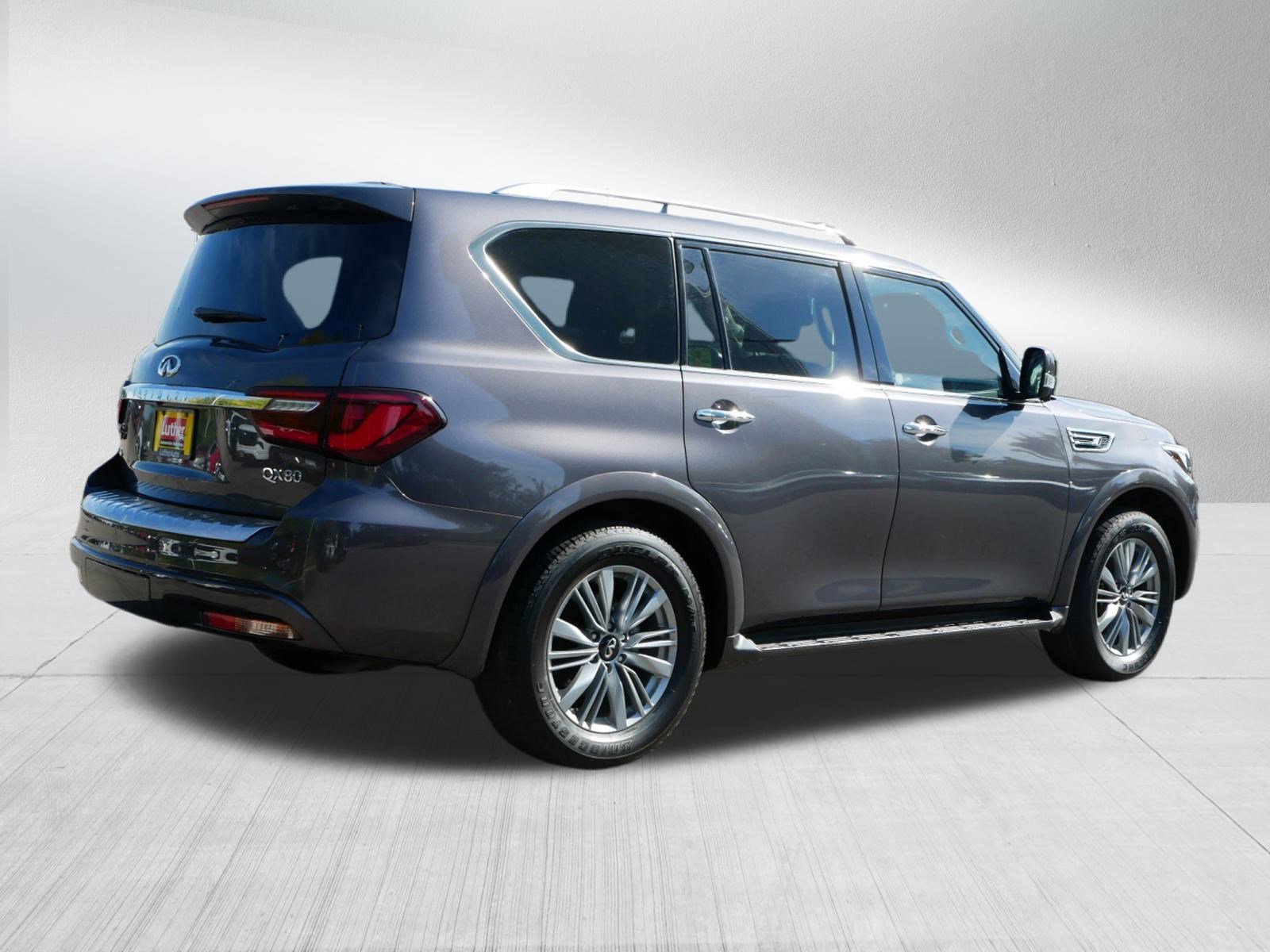 2024 Infiniti QX80 Luxe photo 7