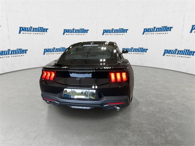 2025 Ford Mustang GT photo 10