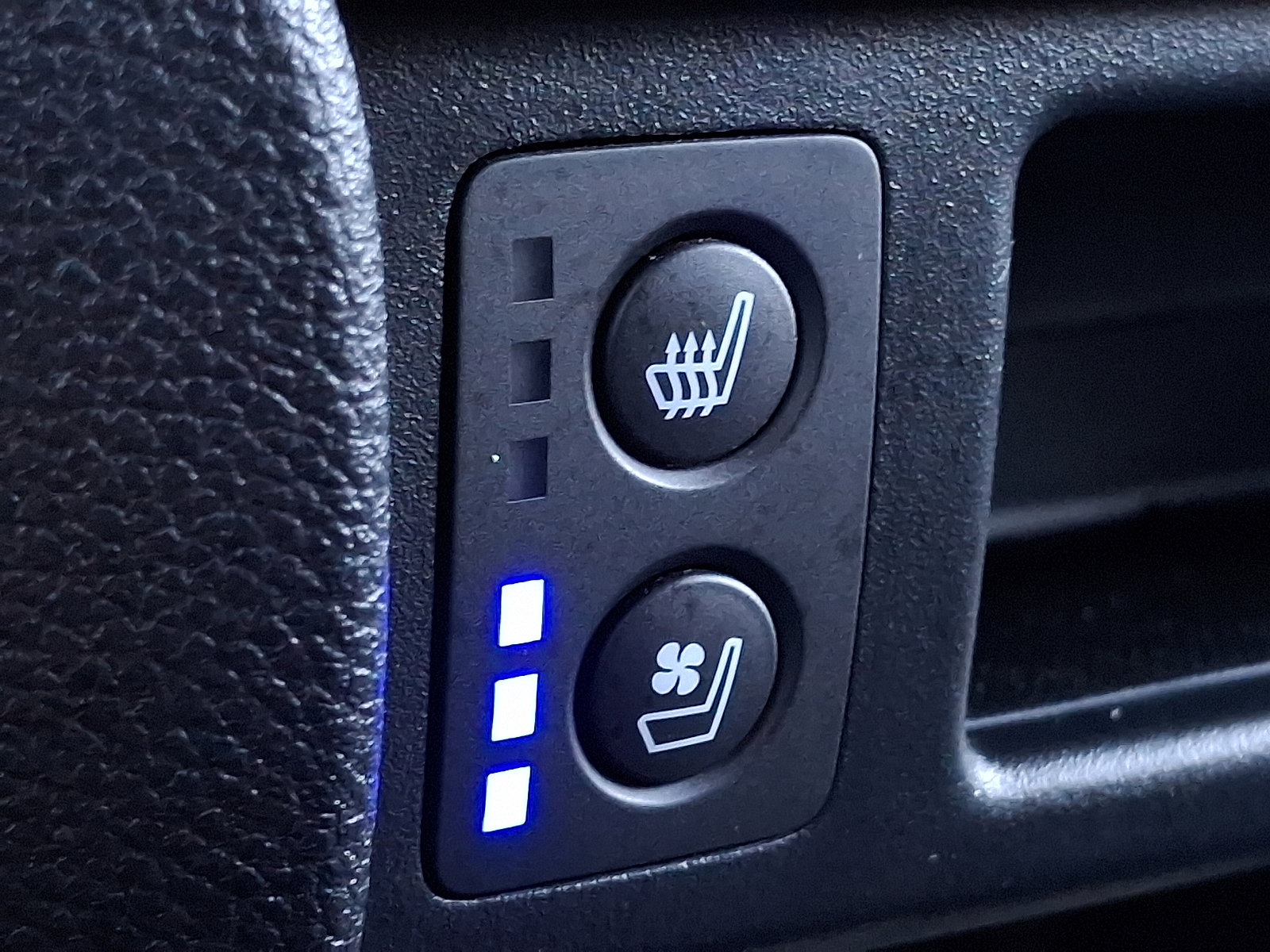 2022 Honda Passport Elite photo 25