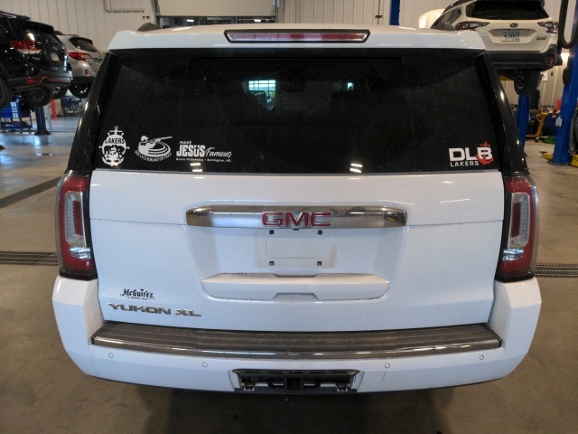 2019 Gmc Yukon XL Denali photo 6