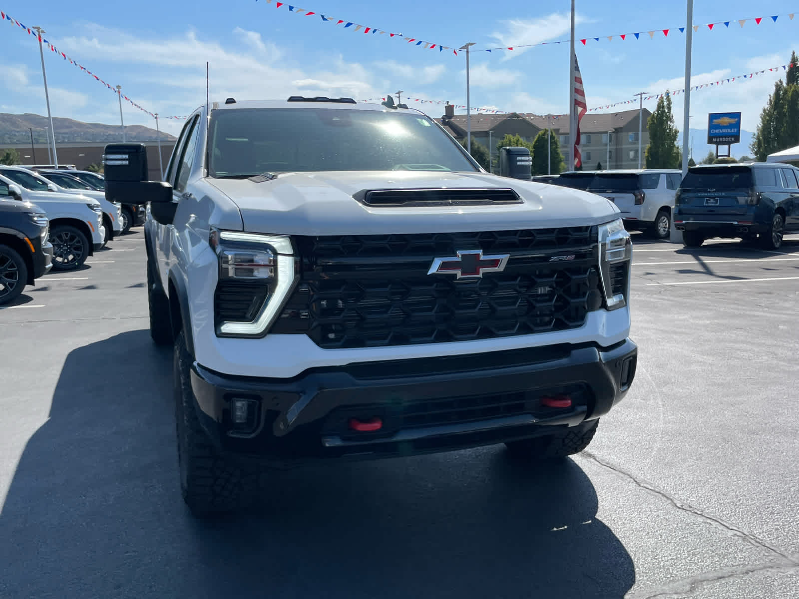 2025 Chevrolet Silverado 2500HD ZR2 photo 4