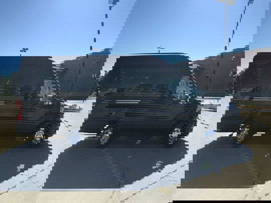 2025 Ford Transit photo 10