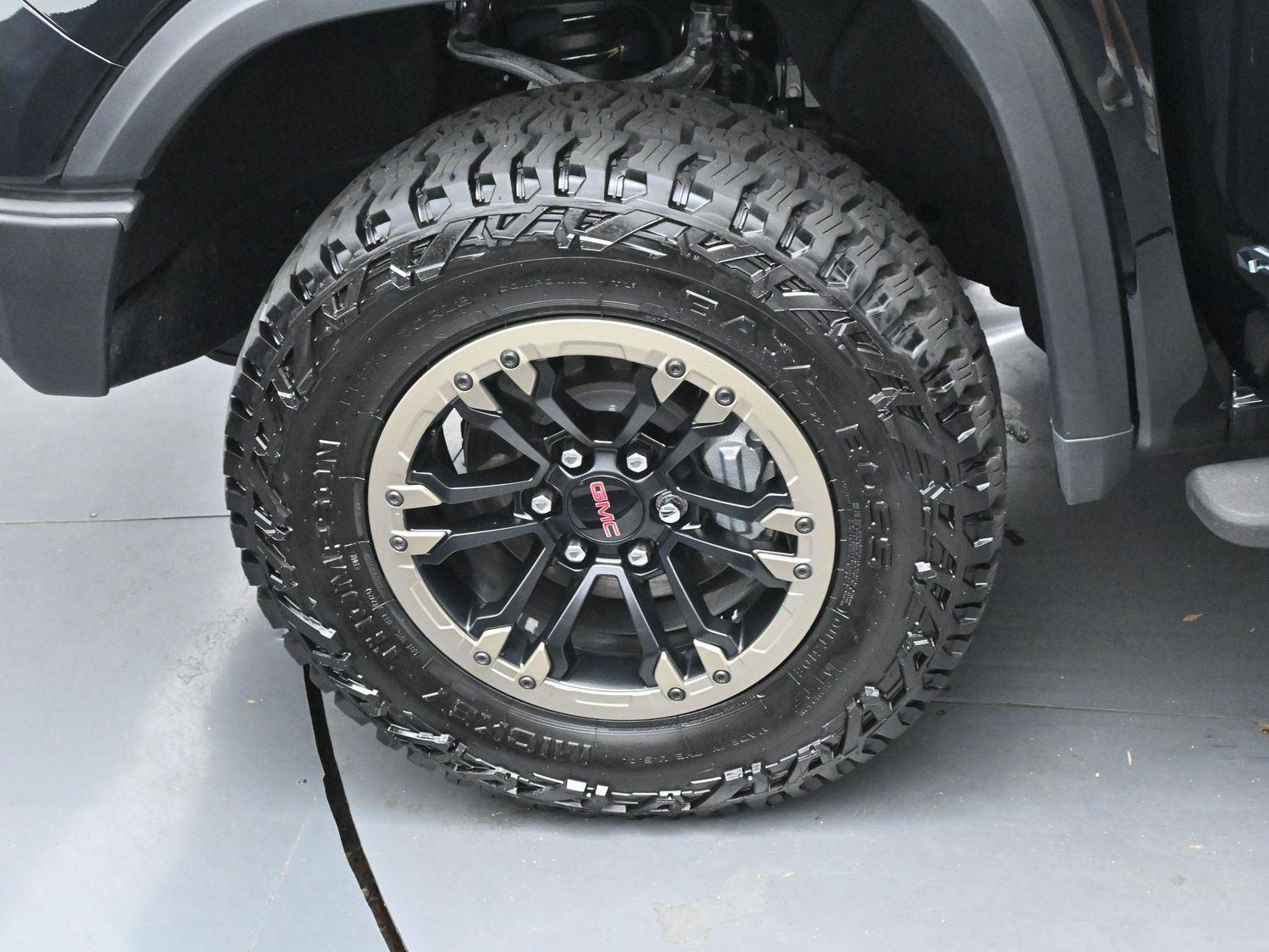 2024 Gmc Sierra 1500 AT4X photo 36