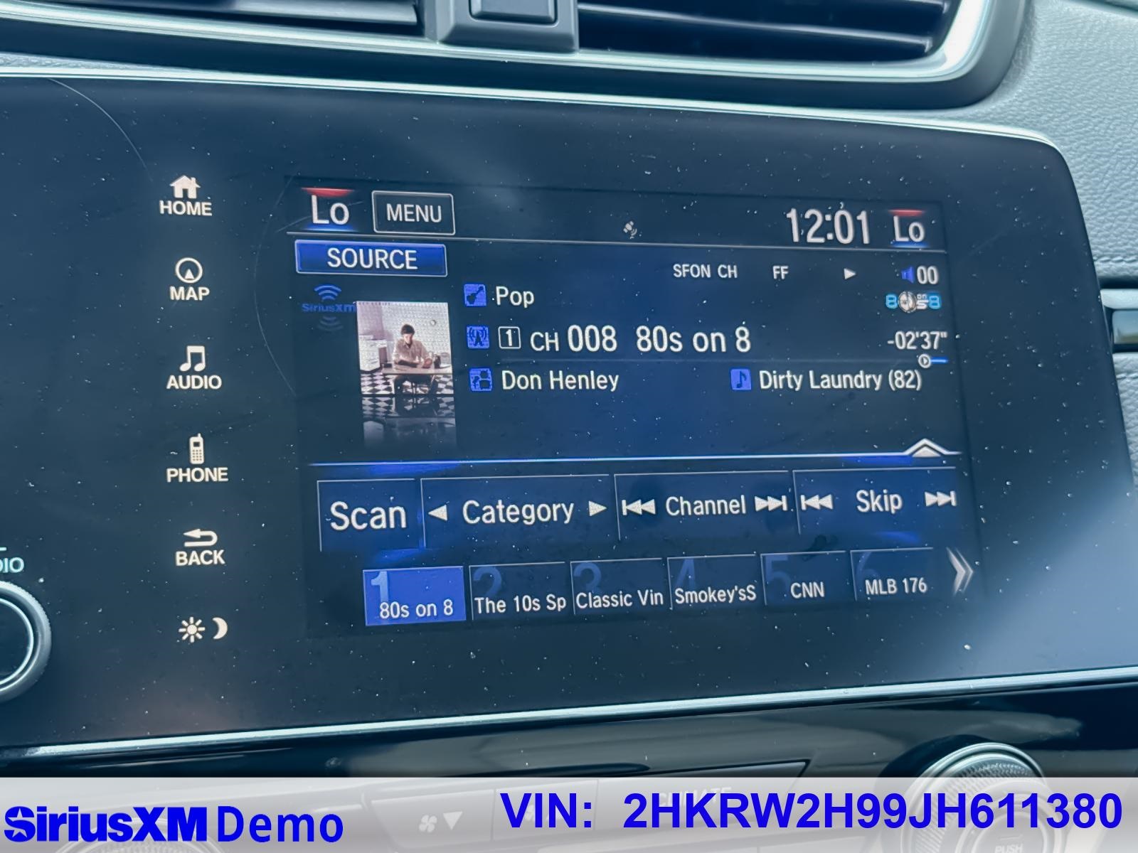 2018 Honda CR-V Touring photo 27