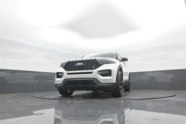 2022 Ford Explorer ST photo 28