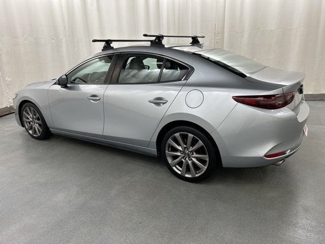 2019 Mazda Mazda3 Preferred photo 3