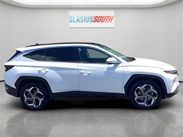 2022 Hyundai Tucson Limited photo 2