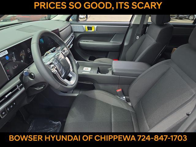 2026 Hyundai Santa Fe SE photo 2