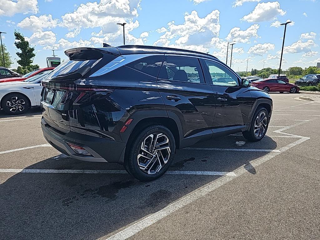 2025 Hyundai Tucson Limited photo 4