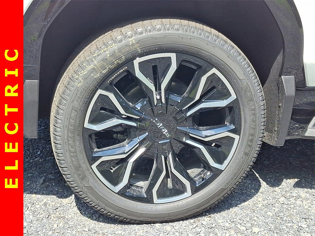 2025 Gmc Sierra EV Denali photo 5