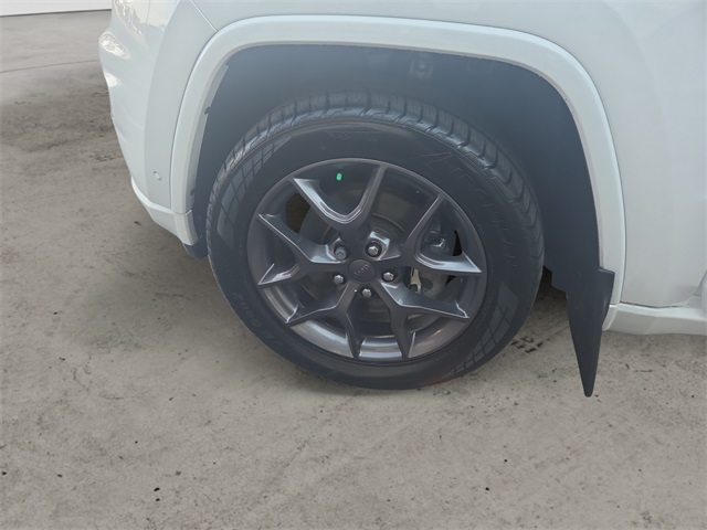 2021 Jeep Grand Cherokee Anniversary Edition photo 11