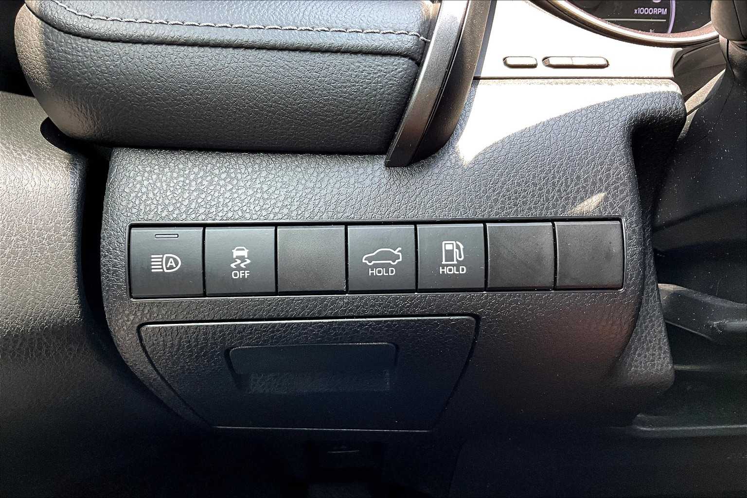2023 Toyota Camry SE photo 33