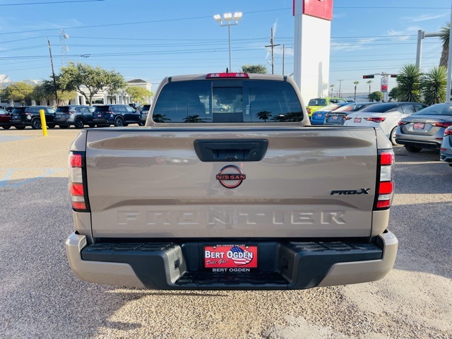 2024 Nissan Frontier PRO-X photo 5