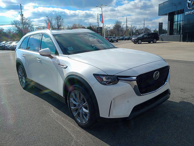 2026 Mazda CX-90 Preferred Package's photo