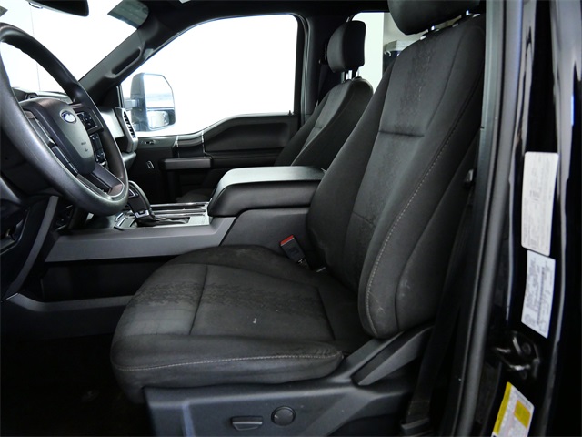 2020 Ford F-150 XLT photo 17